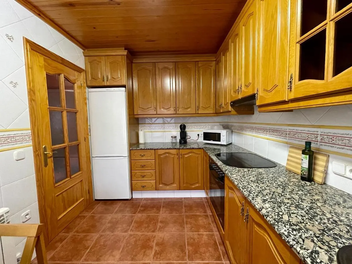 Cal Patola Xic Villa Baga 0*,